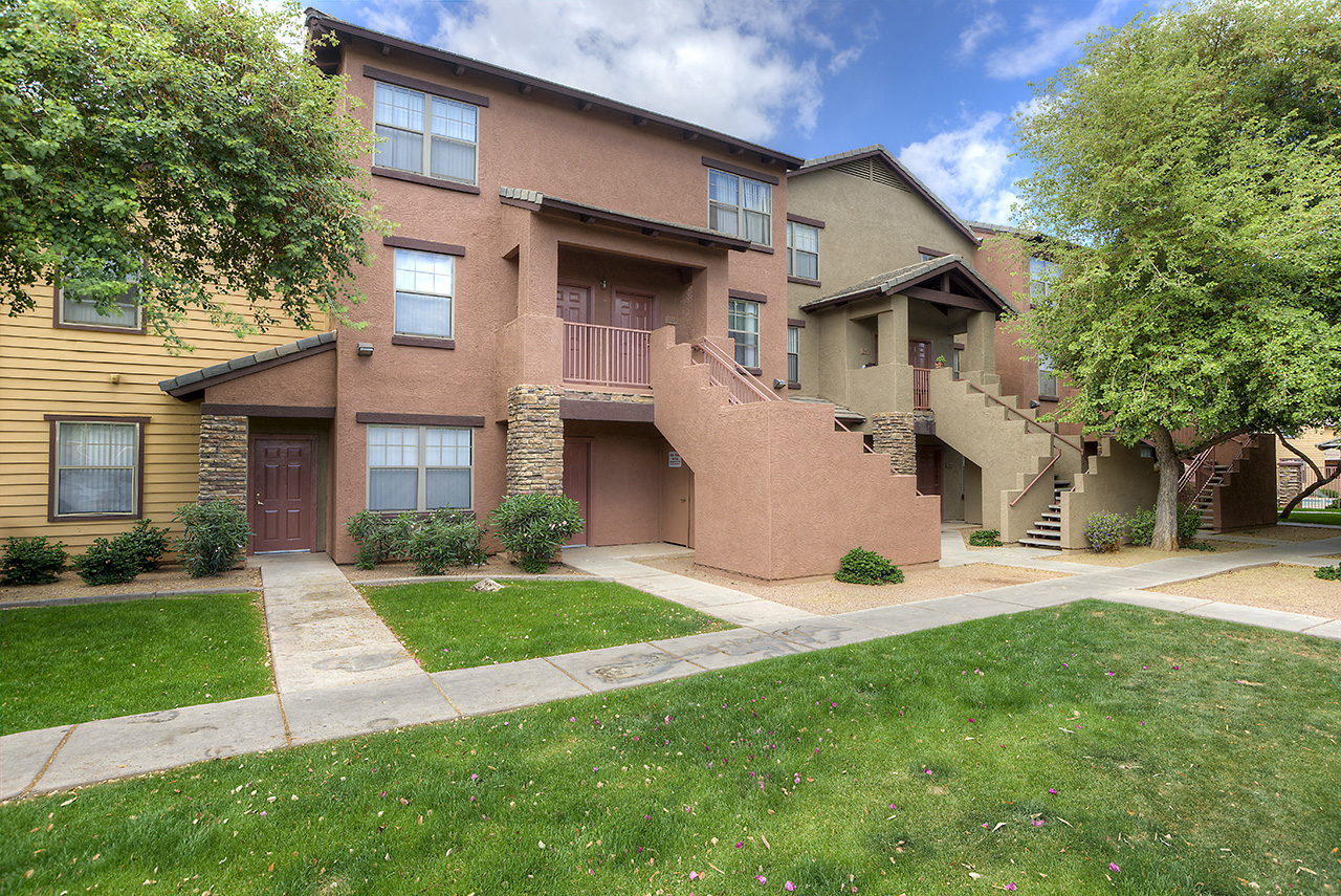 Photos and Video of San Clemente Apartments in Gilbert, AZ