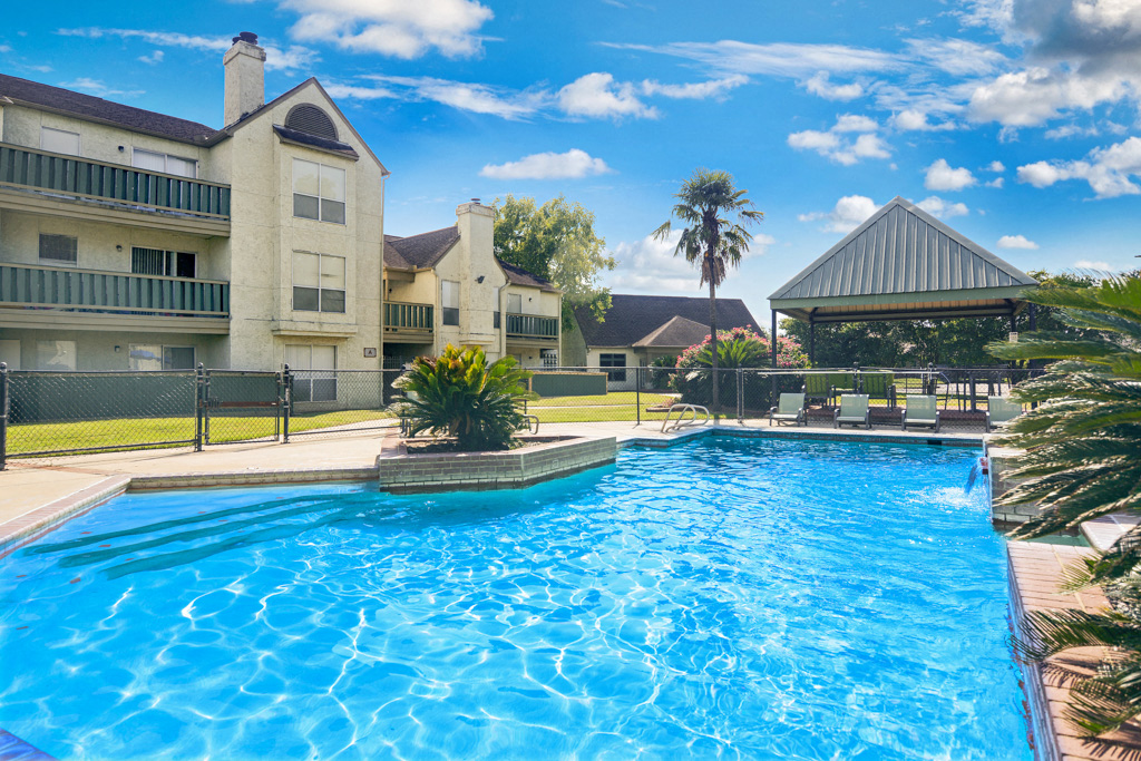 Pecan Grove Apartments in Alexandria, LA