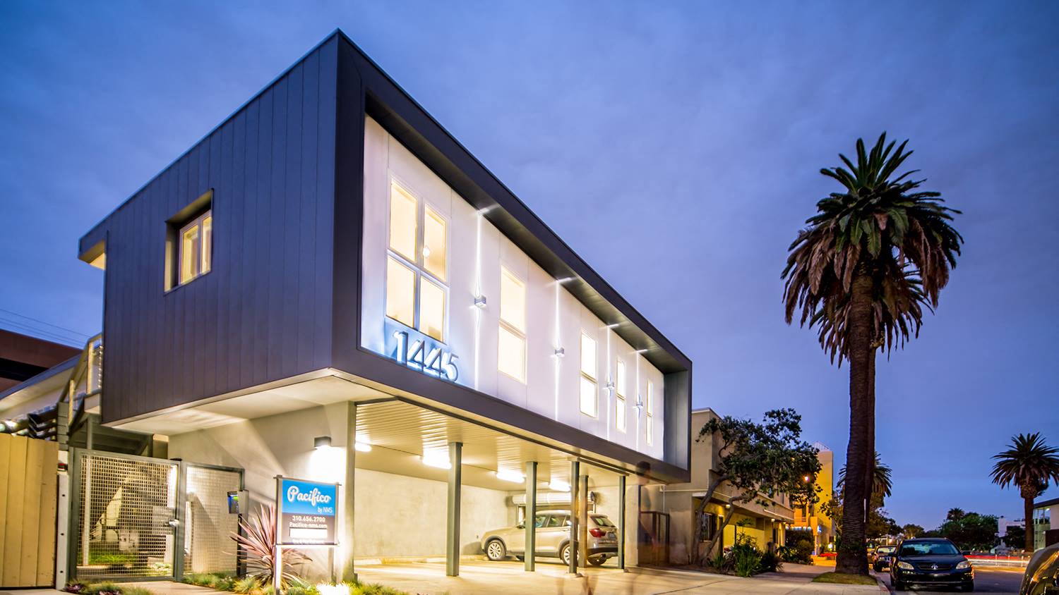 Santa-Monica-Luxury-Apartments-Pacifico-Exterior-Evening