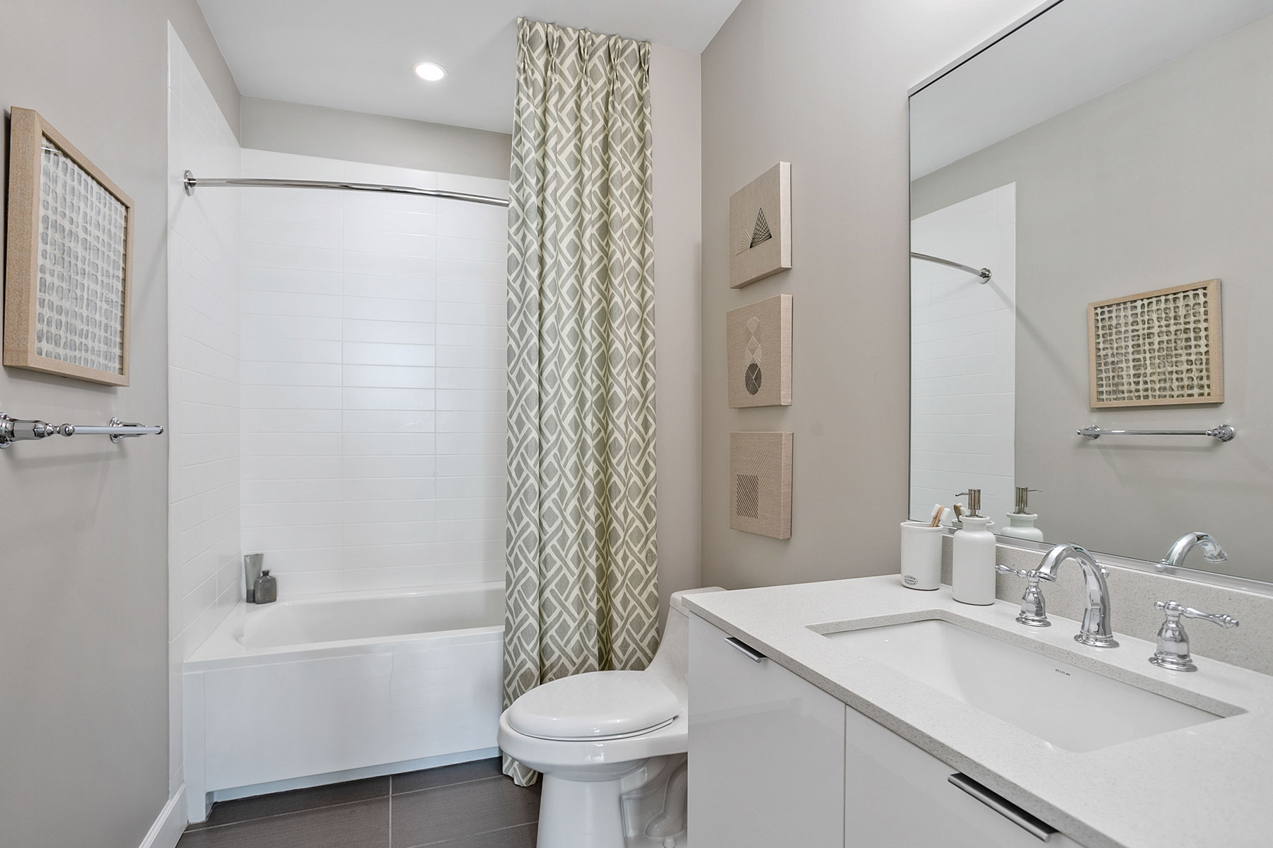 The Residence Buckhead Atlanta apartments in Midtown - Bathroom
