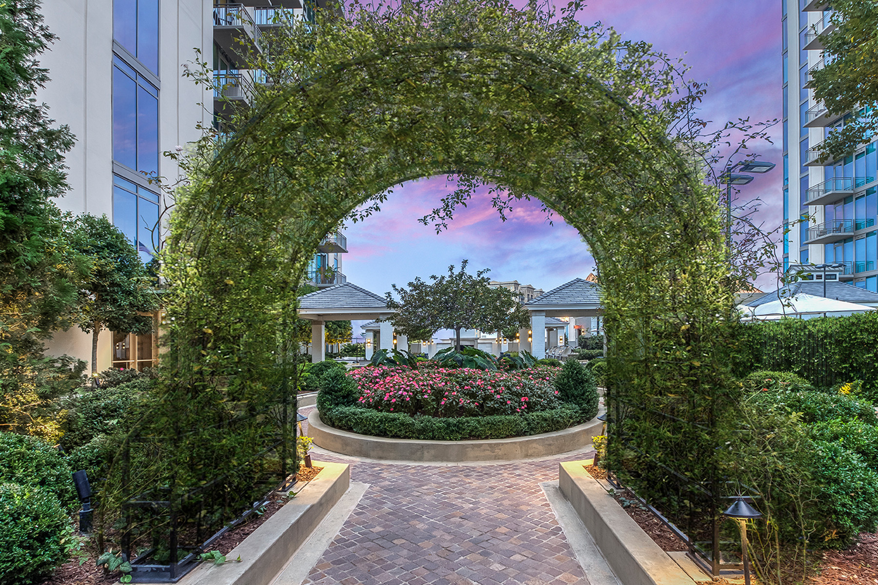 apartments 30305 - The Residence Buckhead Atlanta - Courtyard