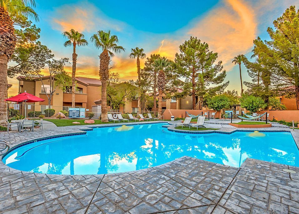 Apartments in Las Vegas, NV Collage Apartment Homes