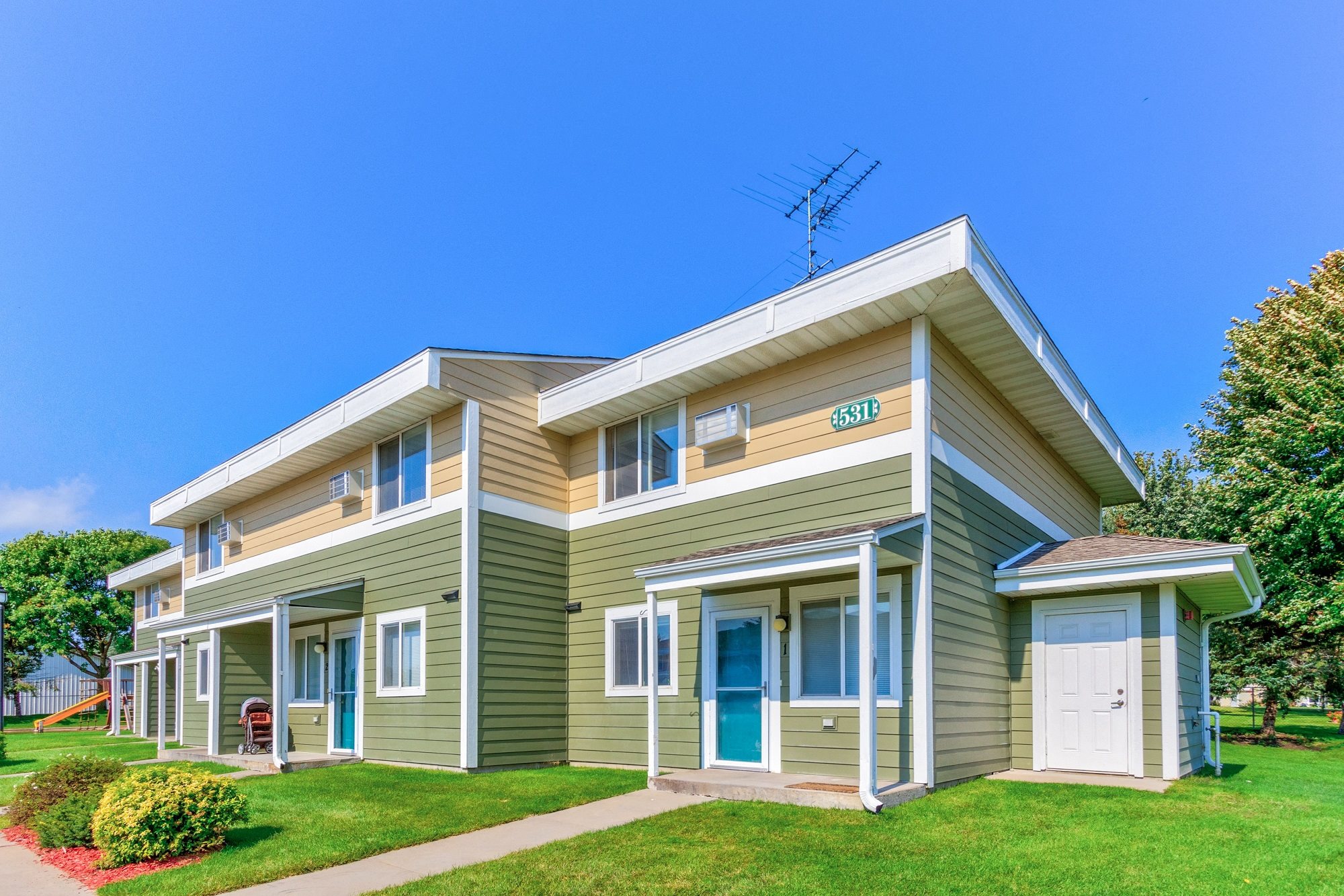 Photos and Video of School Square Apartments and Townhomes in Albany, MN