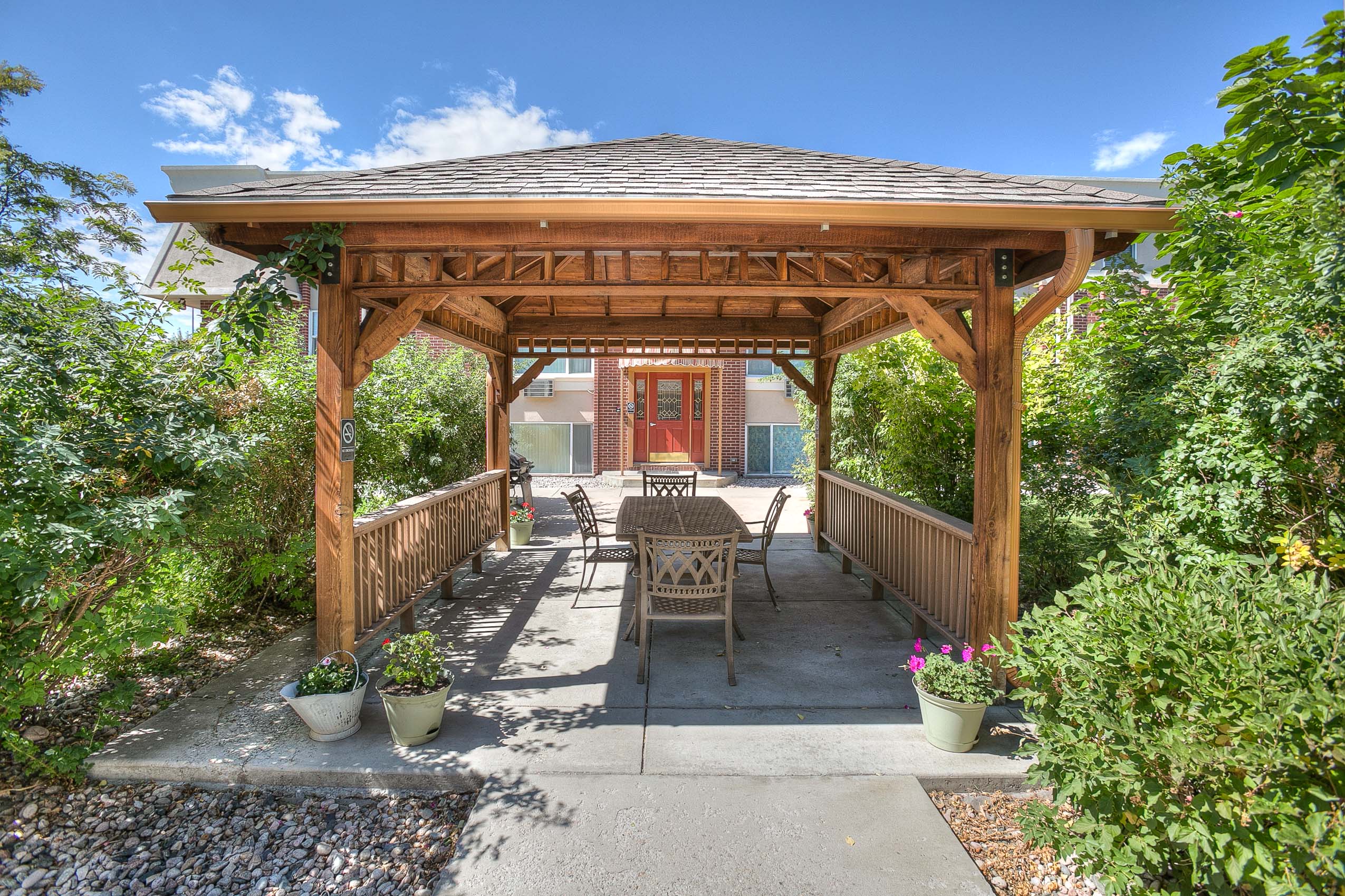 Village on Elizabeth exterior shot features a shared gazebo area