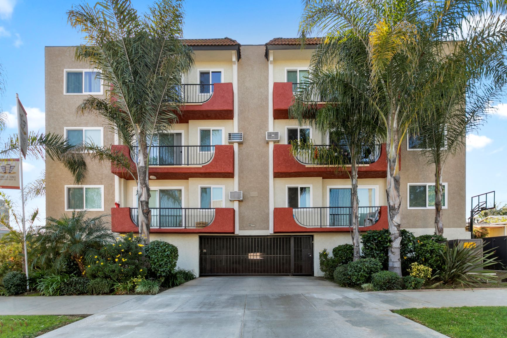 Banner Image at Vista Apartments, Mar Vista, California