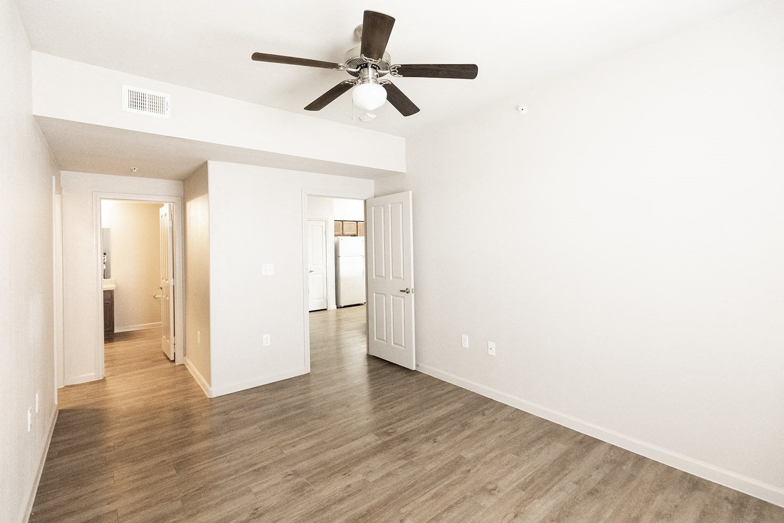 Gallery Photo 39