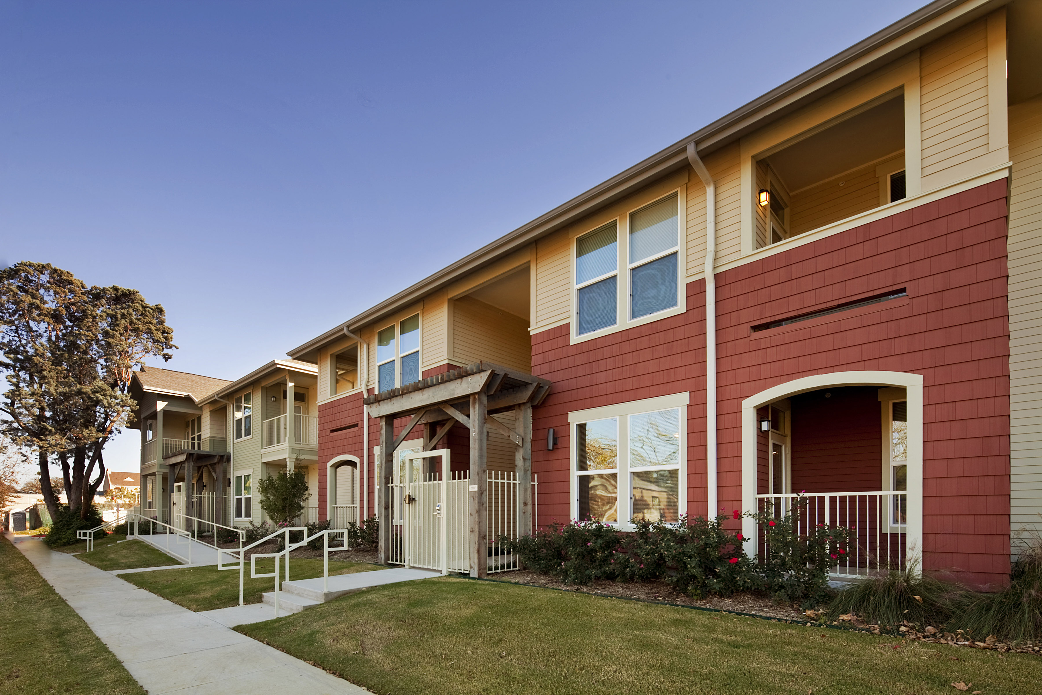 Race Street Lofts Apartments in Fort Worth, TX