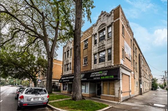 Austin Apartments for rent in Chicago | 5957 W Madison