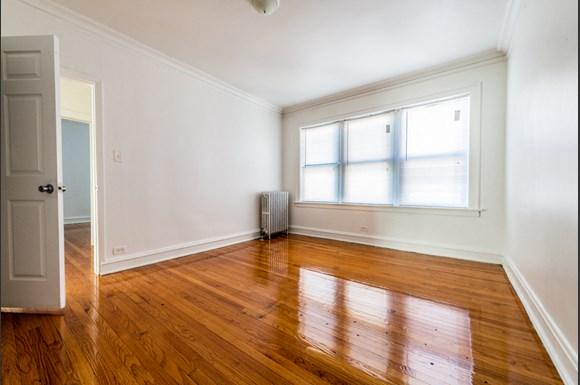 South Shore Apartments for rent in Chicago | 7700 S Kingston Bedroom