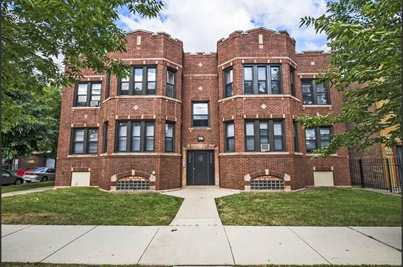 6458 S Fairfield Ave Apartments Chicago Exterior