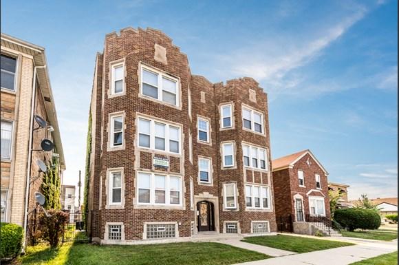Auburn Gresham Apartments for rent in Chicago | 7949 S Winchester Ave