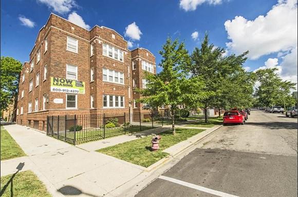 6356 S Francisco Ave Apartments Chicago Exterior