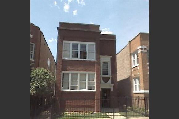 6210 S Whipple St Apartments Chicago Exterior