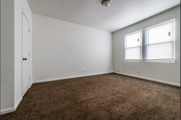 Gage Park Apartments for Rent in Chicago | 5800 S Artesian Ave Bedroom