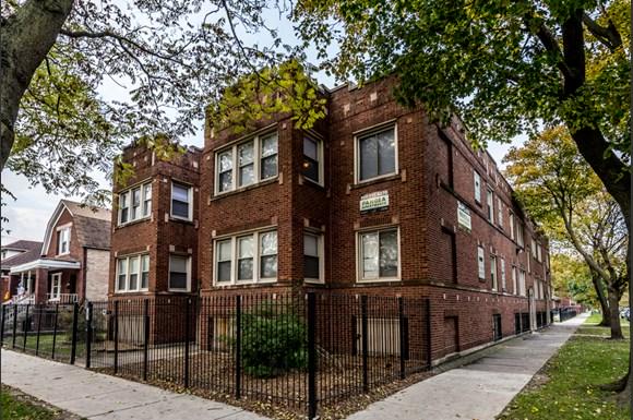 Gage Park Apartments for Rent in Chicago | 5800 S Artesian Ave