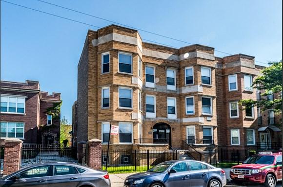 Kenwood Apartments in Chicago | 1030 E 47th St