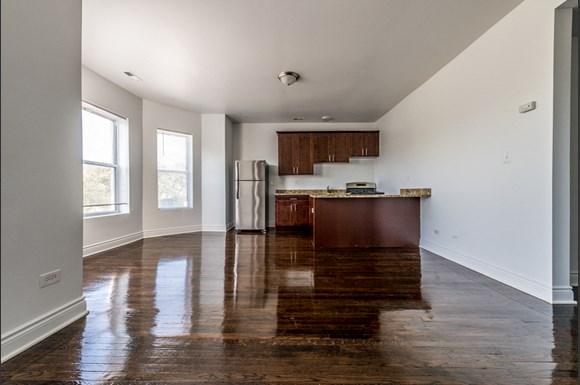 Kenwood Apartments in Chicago | 1030 E 47th St Living Area