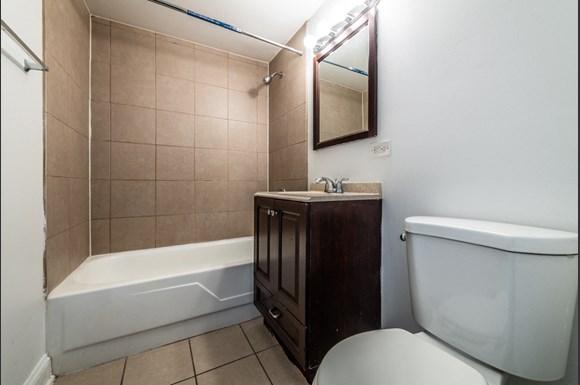 Bathroom of Apartments for rent in Riverdale, Chicago