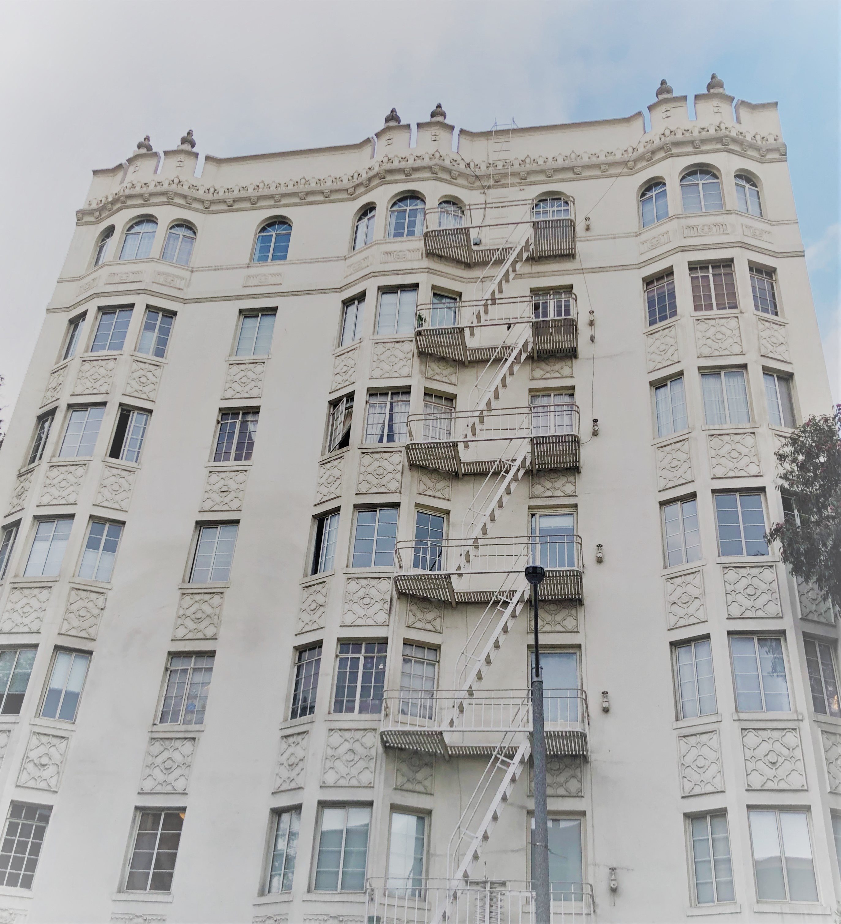 Photos and Video of 1770 Pine Street Apartments in San Francisco, CA