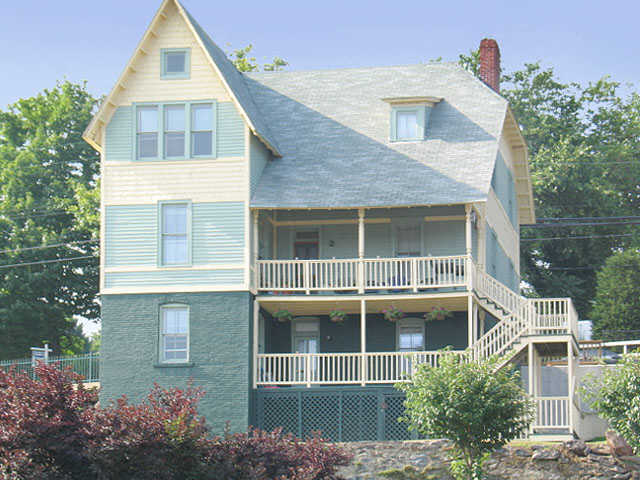 Gallery Photo 16