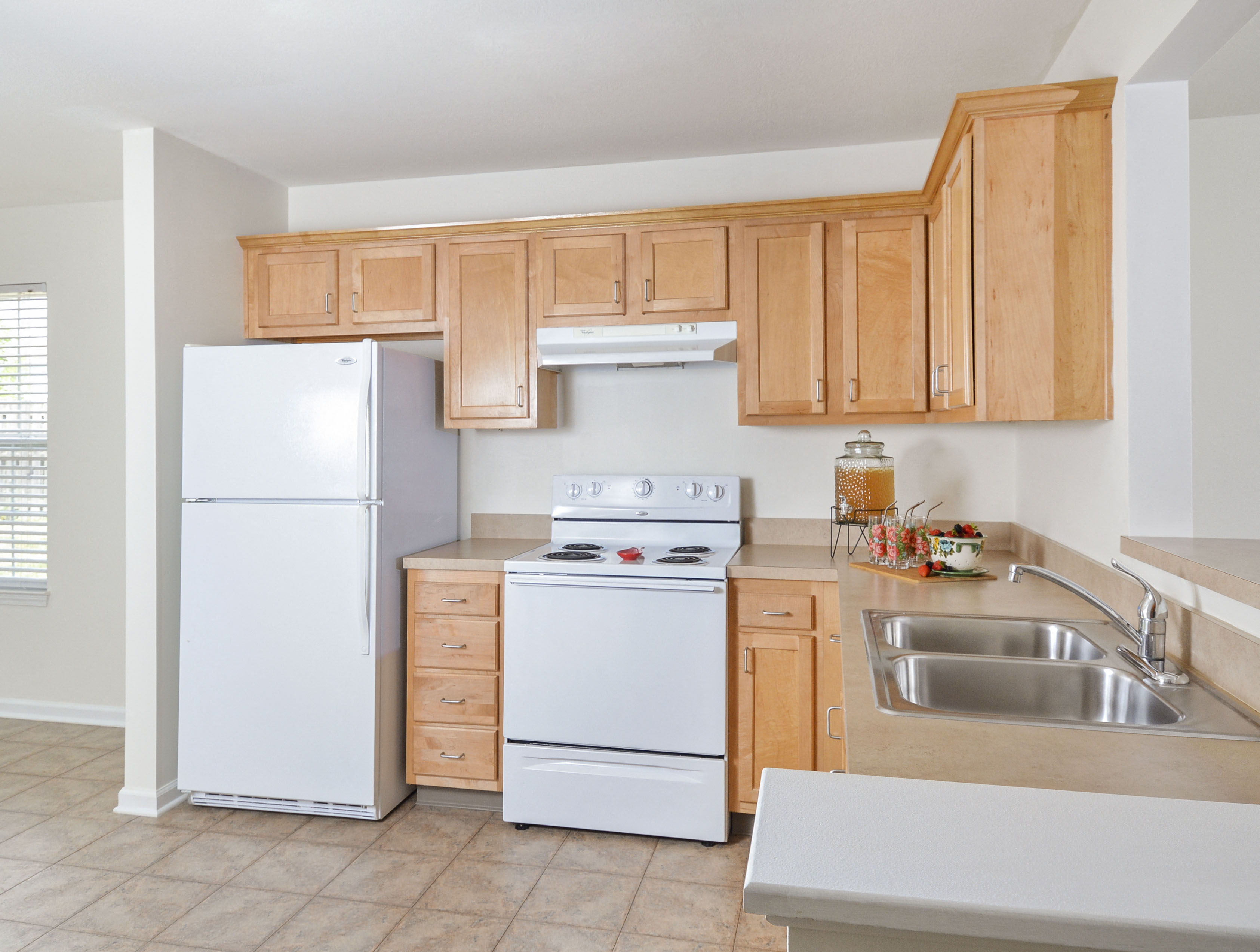 Photos and Video of Chauncey Pointe Senior Apartments in Bowling Green, OH