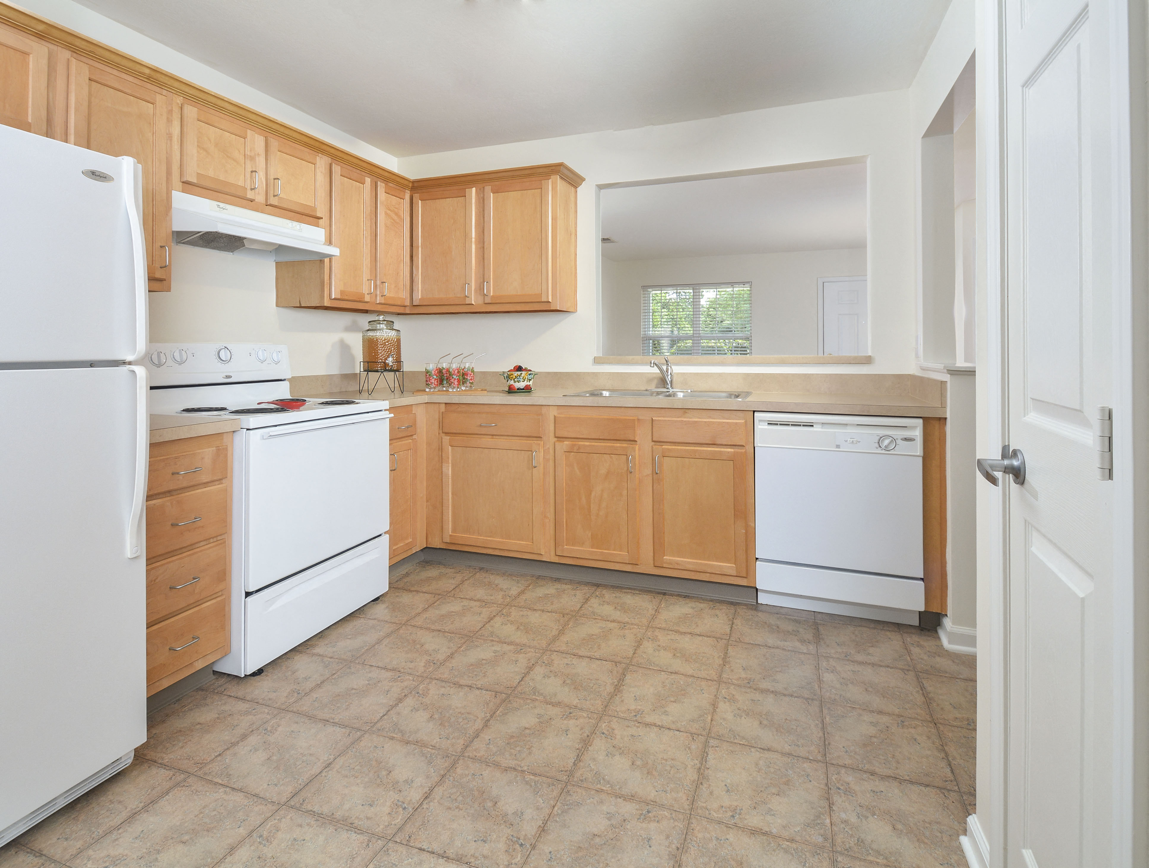 Photos and Video of Chauncey Pointe Senior Apartments in Bowling Green, OH