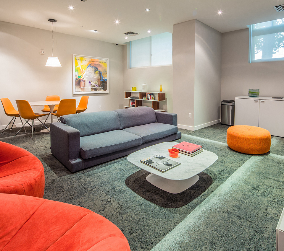 Furnished-Westwood-Apartments-mysuite-at-Wilshire-Margot-Media-Room