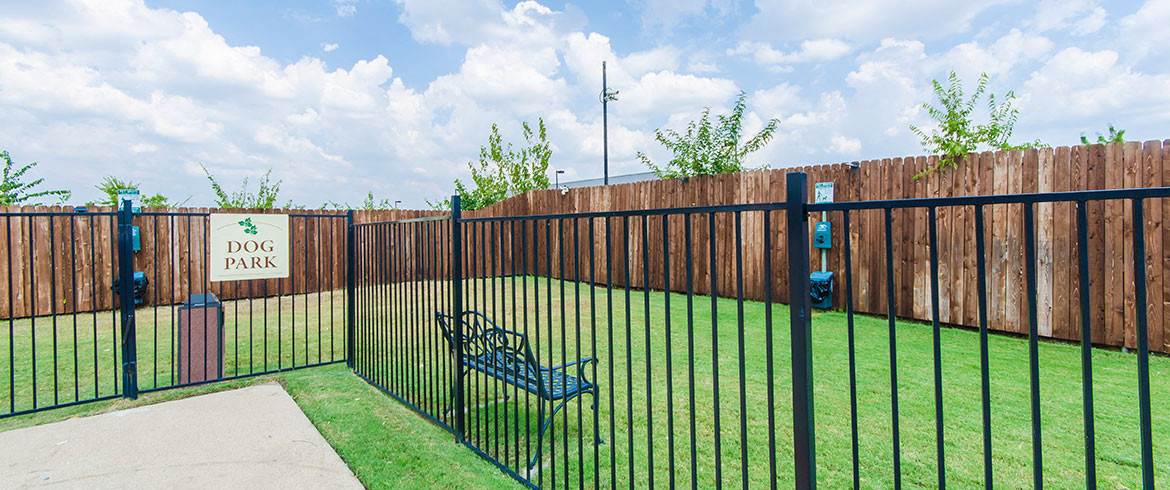 Bardin Oaks Apartments Dog Park at Bardin Oaks, Texas, 76018