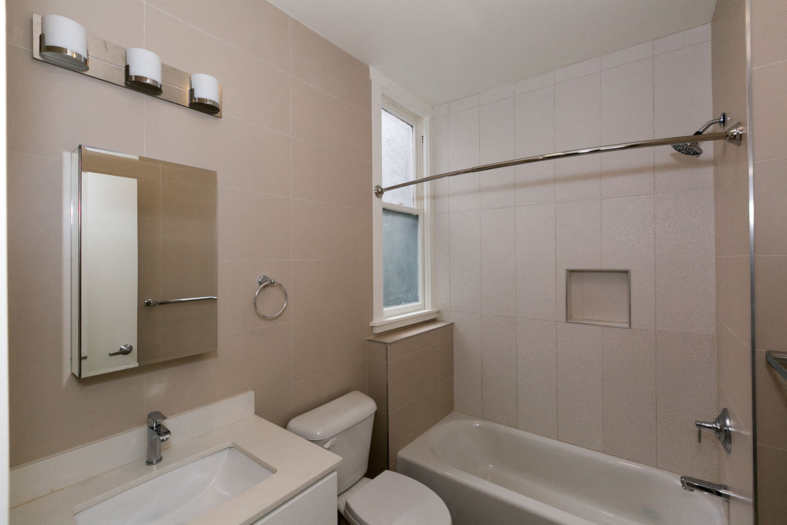 Gallery Photo 7