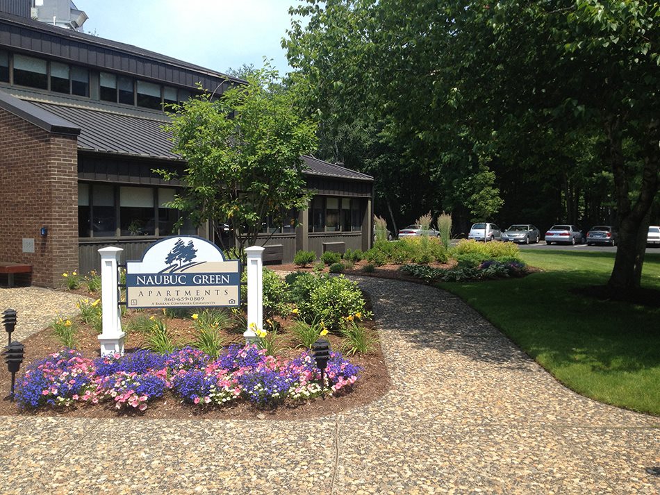 Photos and Video of Naubuc Green Apartments in Glastonbury, CT