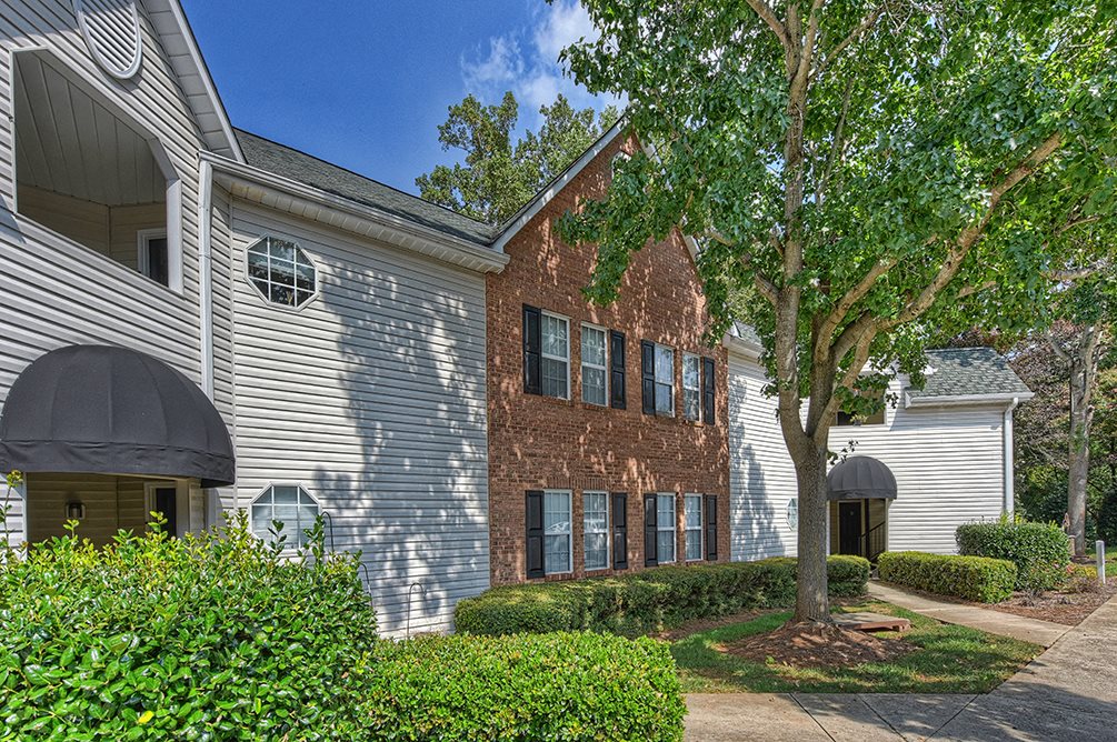 Madison Hall Apartments in Clemmons, NC