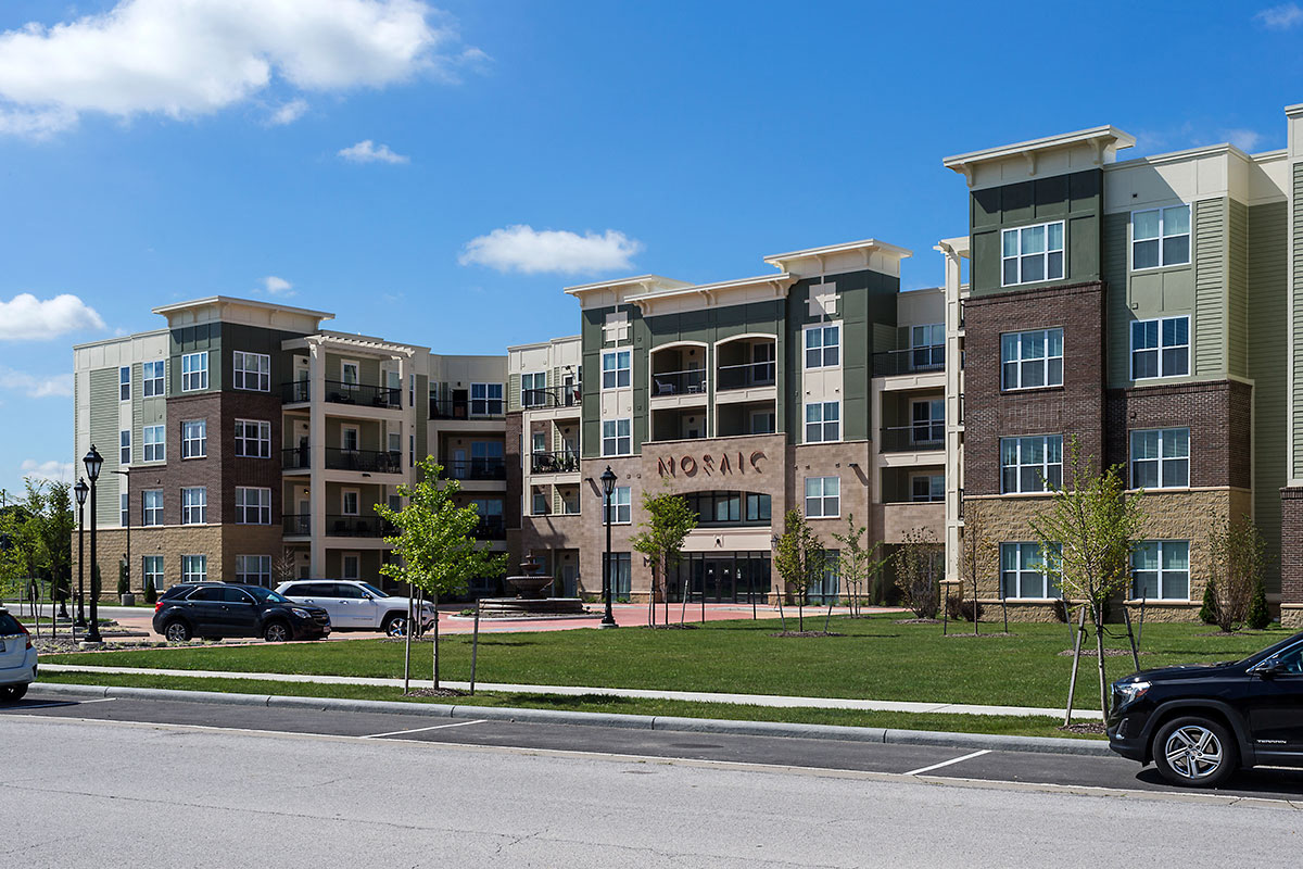 Mosaic At Levis Commons Apartments In Perrysburg Oh
