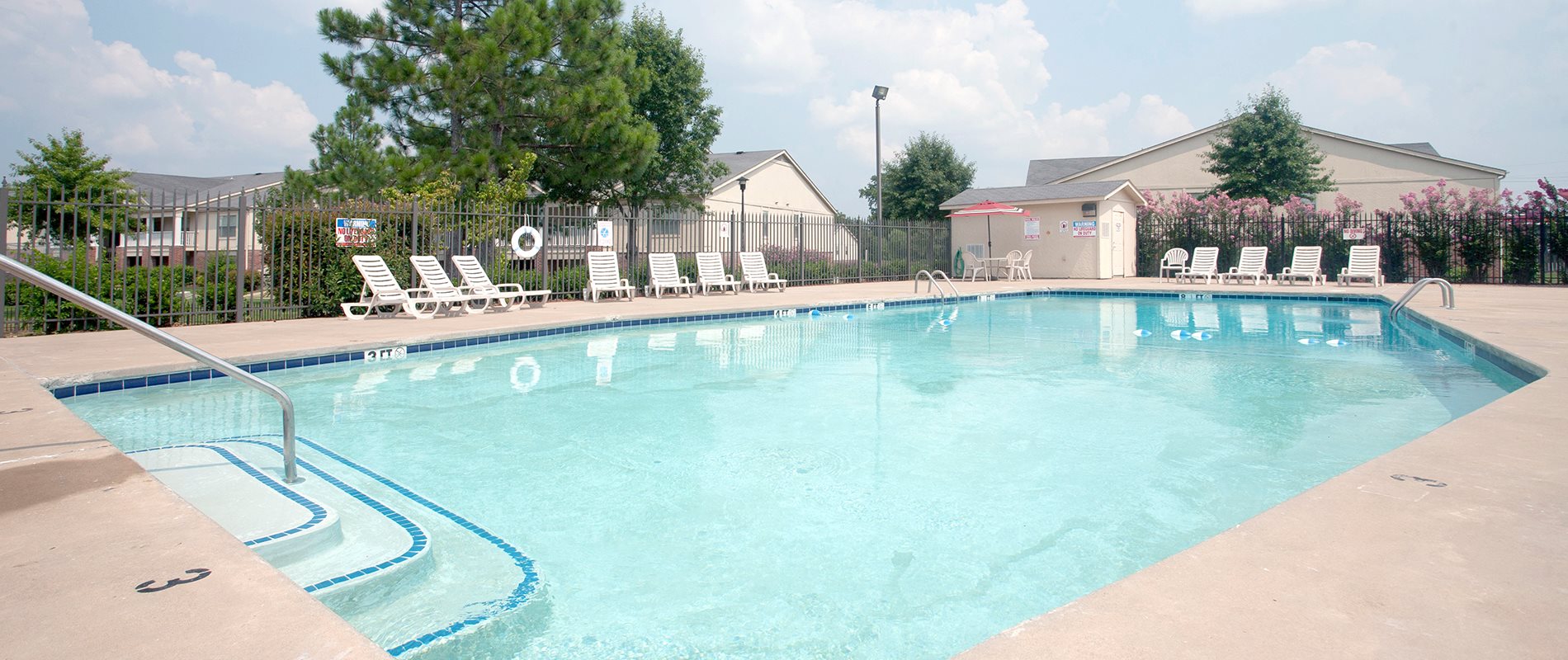 Dogwood Lakes Apartments in Benton, AR