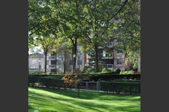 The Fairview at Forest Hills Apartments, 61-20 Grand Central Parkway