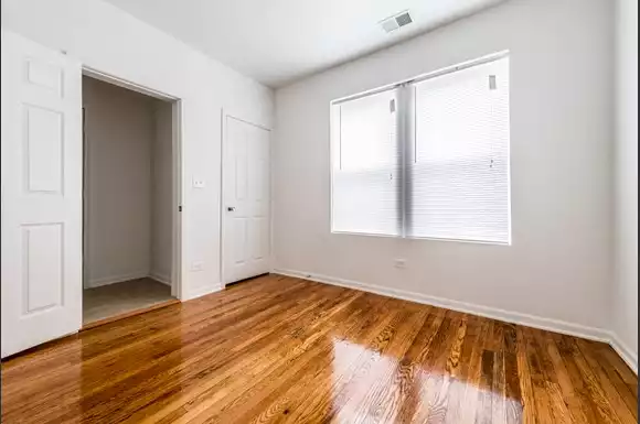 Grand Crossing Apartments for rent in Chicago | 7406 S Perry Bedroom