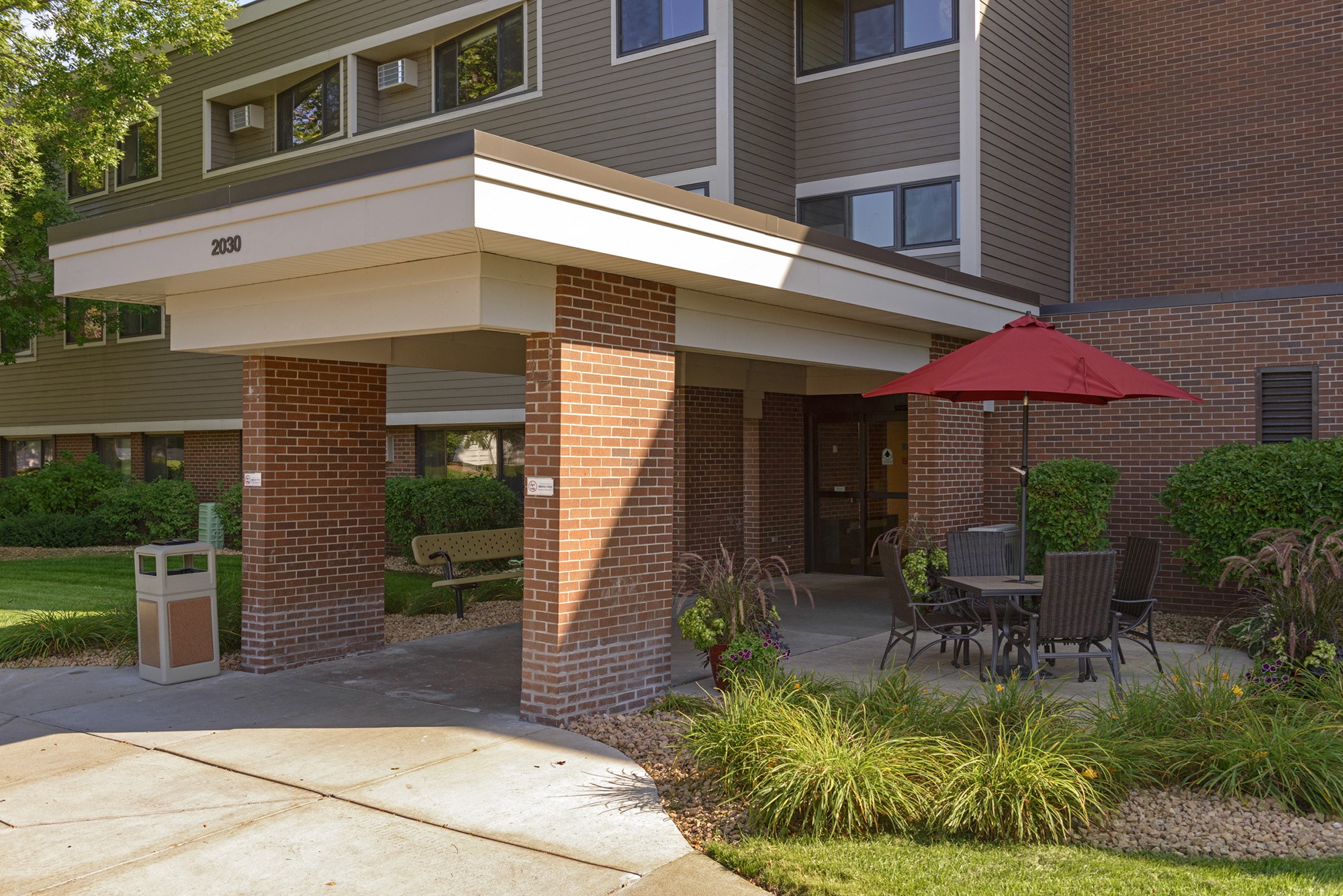 Photos and Video of Concordia Arms in Maplewood, MN