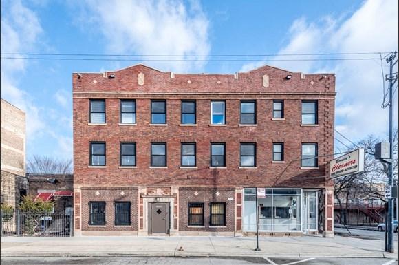 5100 W Madison St Apartments Chicago Exterior