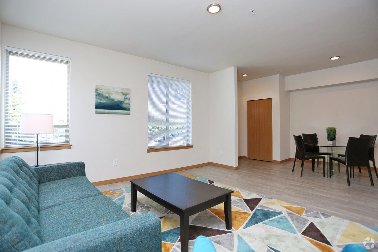 Gallery Photo 13