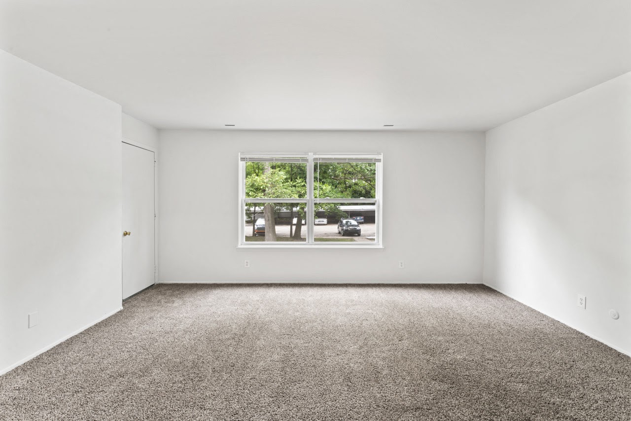 Apple Creek 2BR 2Ba