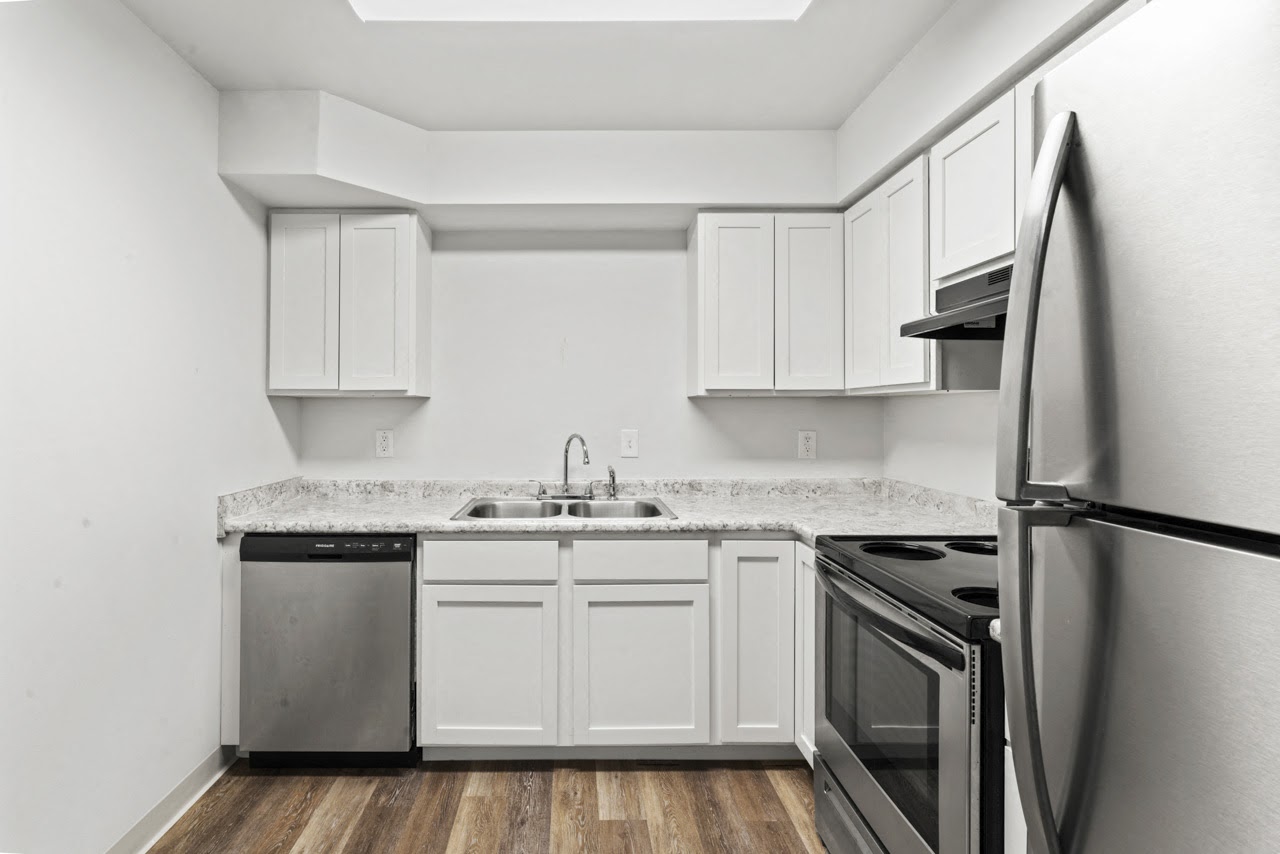 Apple Creek 2BR 2Ba