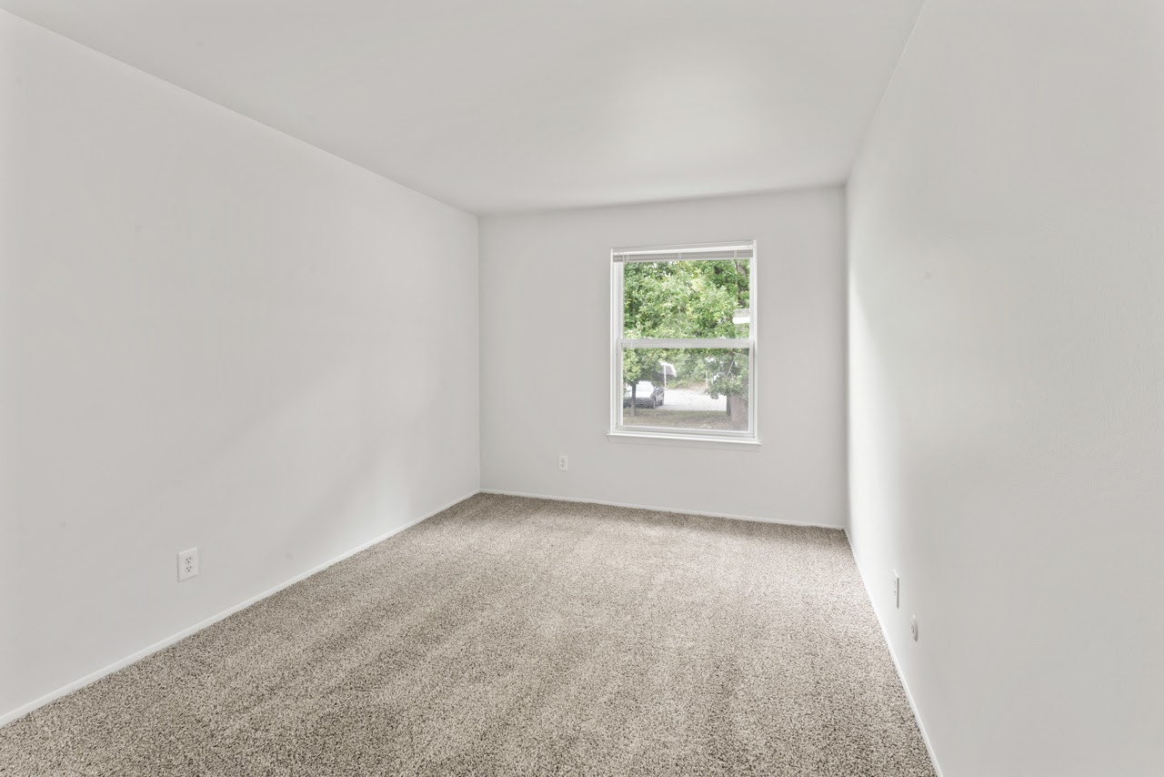 Apple Creek 2BR 2Ba
