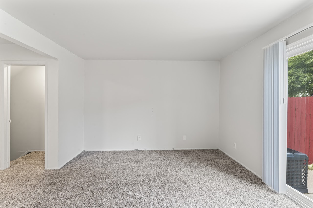 2 BR 1 ½ Ba Photos