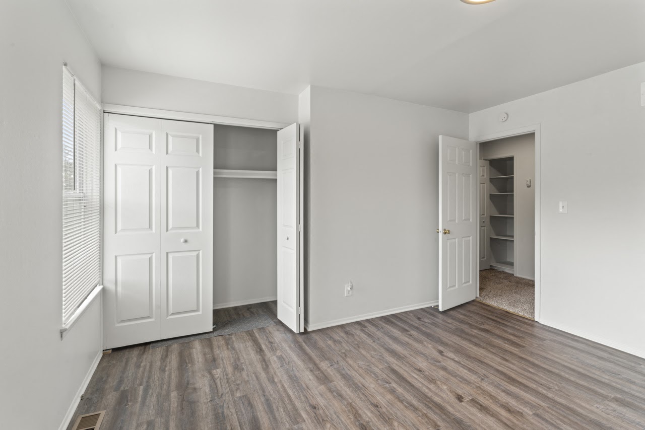 2 BR 1 ½ Ba Photos