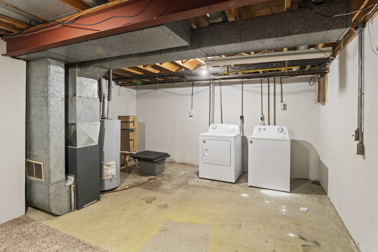 2 BR 1 ½ Ba Photos