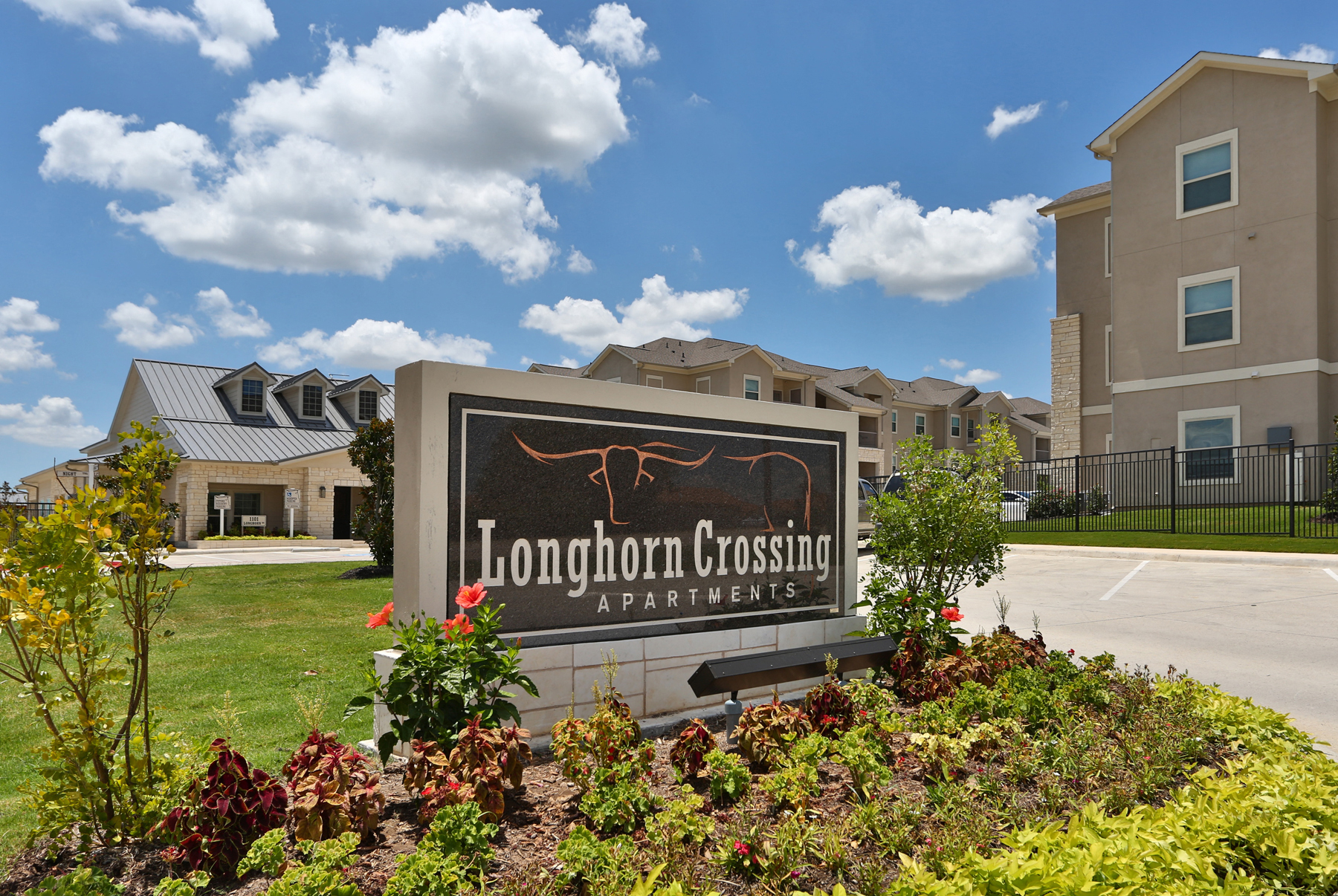 Longhorn Crossing | Apartments in Fort Worth, TX