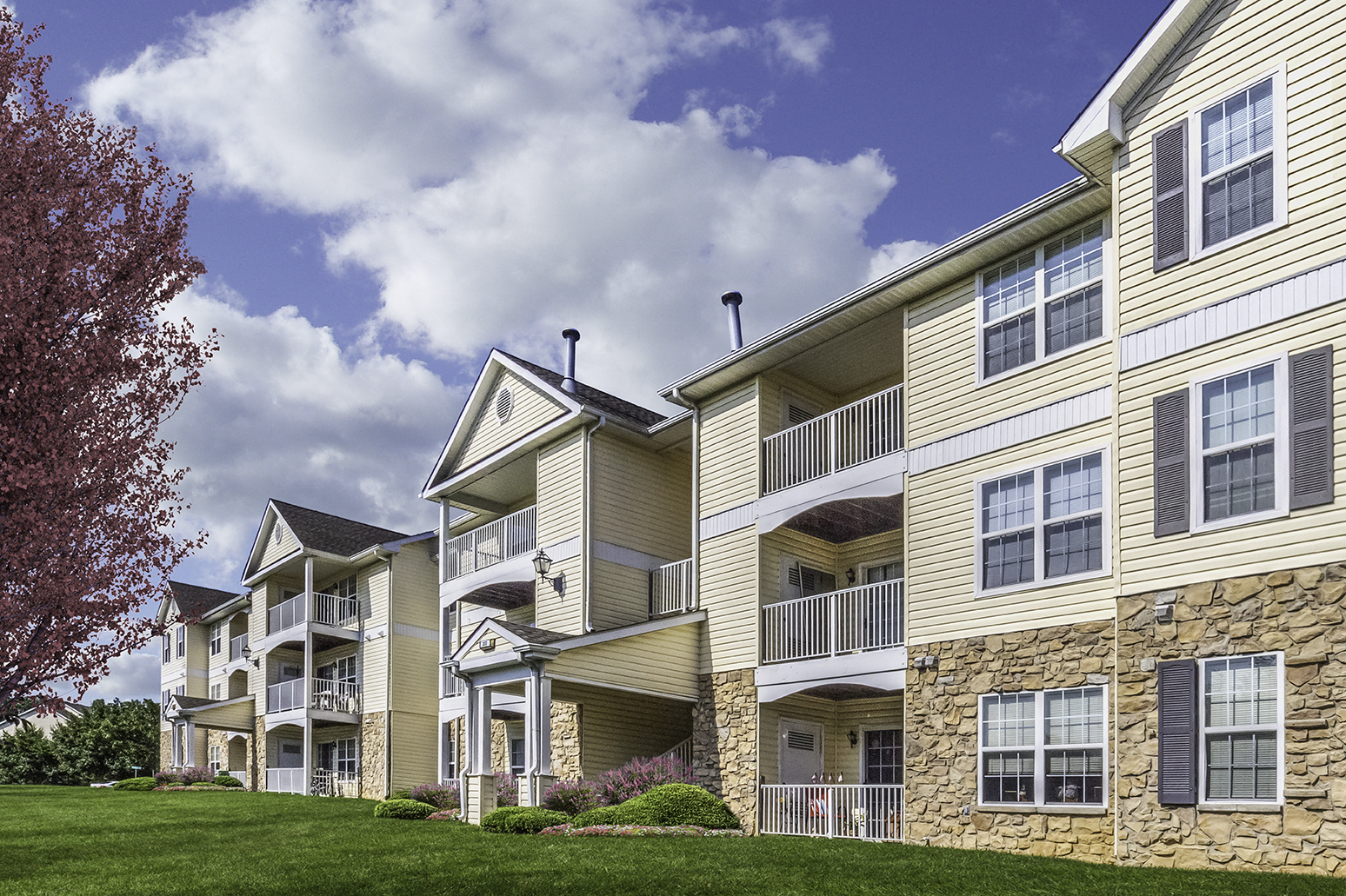 Photos and Video of School Bell Apartments in Bear, DE