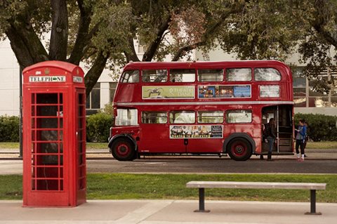 Double Decker Bus l Davinci Apartments