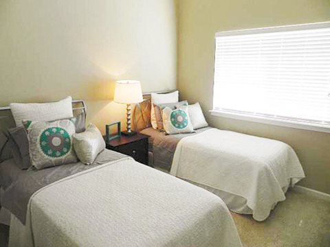Bedroom  l Davinci Apartments