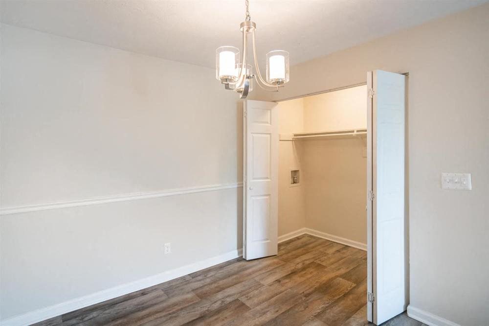 Gallery Photo 36