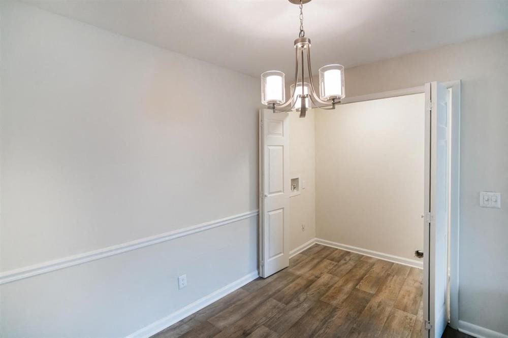 Gallery Photo 37